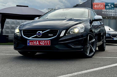 Універсал Volvo V60 2012 в 