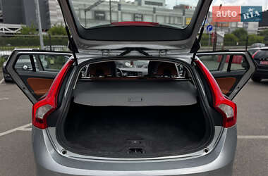 Универсал Volvo V60 2011 в 