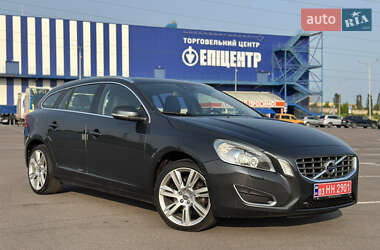 Универсал Volvo V60 2012 в Ровно