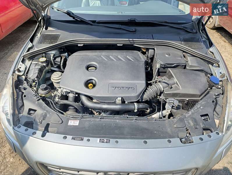 Универсал Volvo V60 2011 в Львове фото 21 Универсал Volvo V60 2011 в Львове