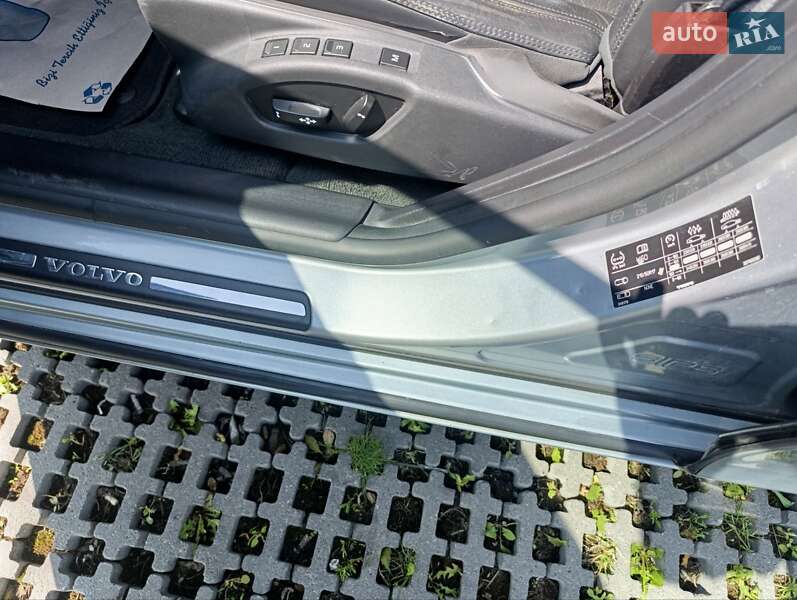 Универсал Volvo V60 2011 в Львове фото 28 Универсал Volvo V60 2011 в Львове