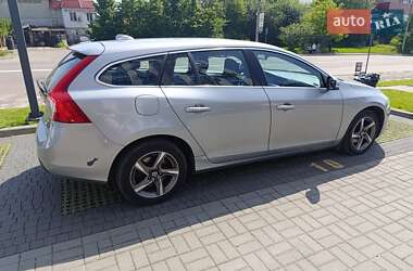 Универсал Volvo V60 2011 в 