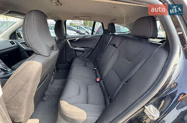 Универсал Volvo V60 2015 в 