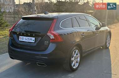 Универсал Volvo V60 2015 в 