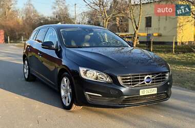 Универсал Volvo V60 2015 в Радивилове