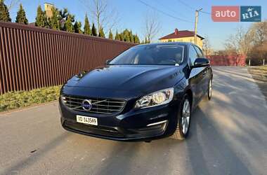 Универсал Volvo V60 2015 в 