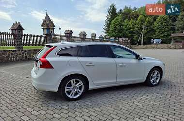 Универсал Volvo V60 2014 в 