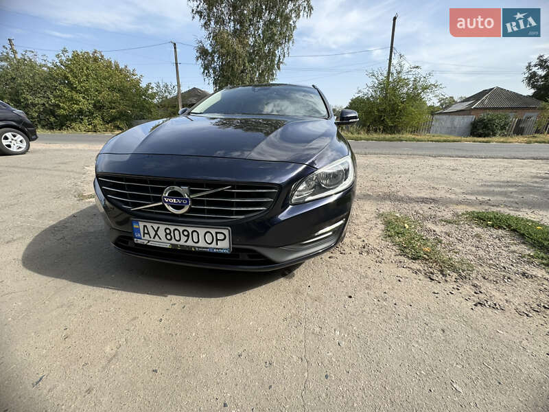 Универсал Volvo V60 2016 в 