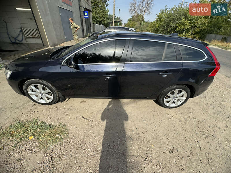 Универсал Volvo V60 2016 в Харькове