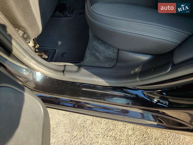 Универсал Volvo V60 2014 в Киеве