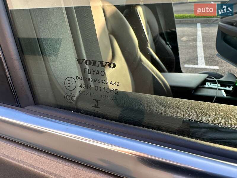 Универсал Volvo V60 2021 в Ровно