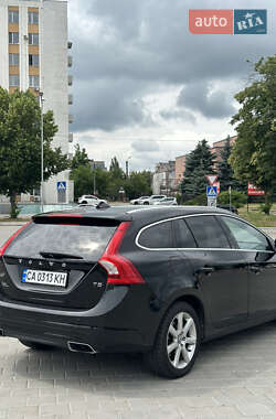 Универсал Volvo V60 2016 в 