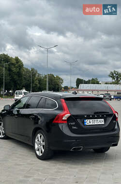 Универсал Volvo V60 2016 в 