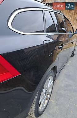 Універсал Volvo V60 2012 в 