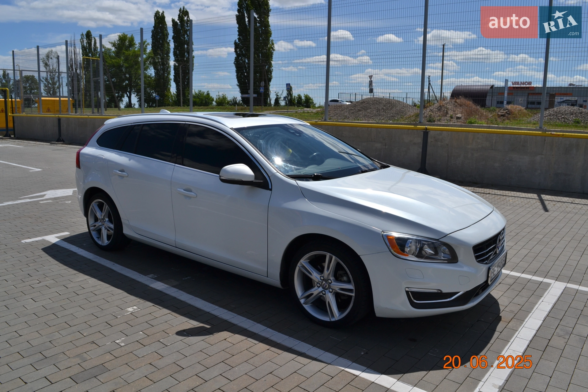 2017 Volvo V60 - мініатюра 7