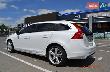 Универсал Volvo V60 2017 в 