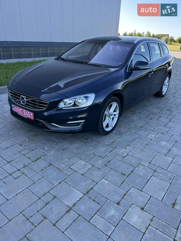 Универсал Volvo V60 2014 в 