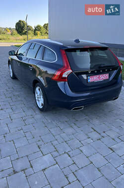 Универсал Volvo V60 2014 в 