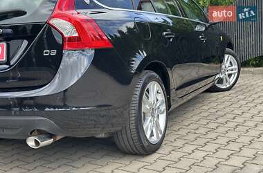 Универсал Volvo V60 2012 в 