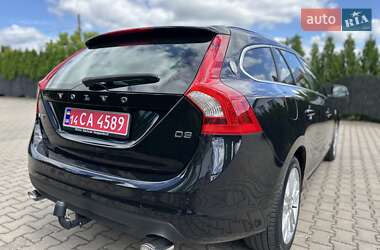 Универсал Volvo V60 2012 в 