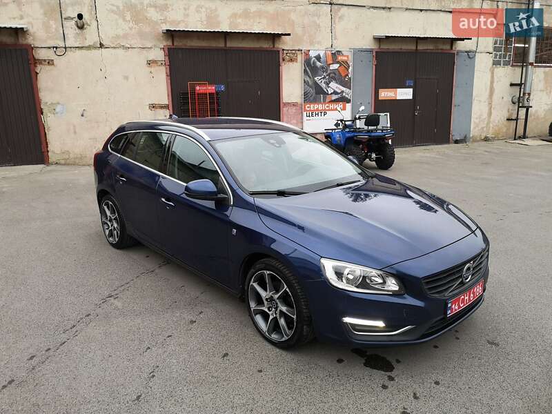 Универсал Volvo V60 2015 в Калуше