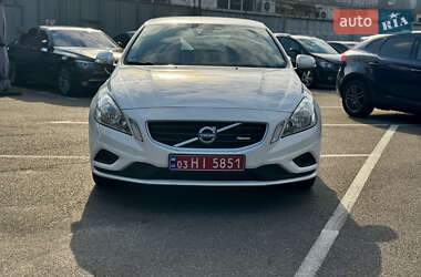 Універсал Volvo V60 2011 в Києві