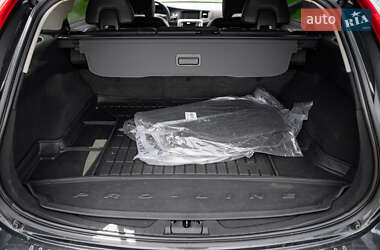 Универсал Volvo V60 2015 в 
