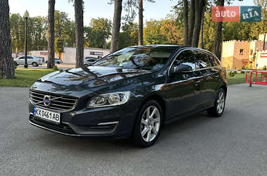 Универсал Volvo V60 2014 в 