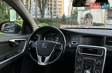Универсал Volvo V60 2014 в 