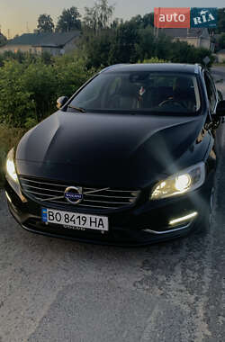 Універсал Volvo V60 2015 в Тернополі