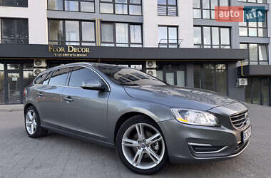 Універсал Volvo V60 2016 в Новояворівську