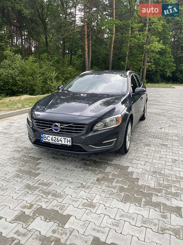 Volvo V60 2014