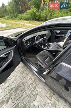 Универсал Volvo V60 2014 в 