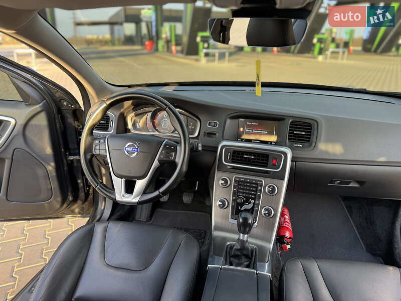 Універсал Volvo V60 2014 в Миколаєві
