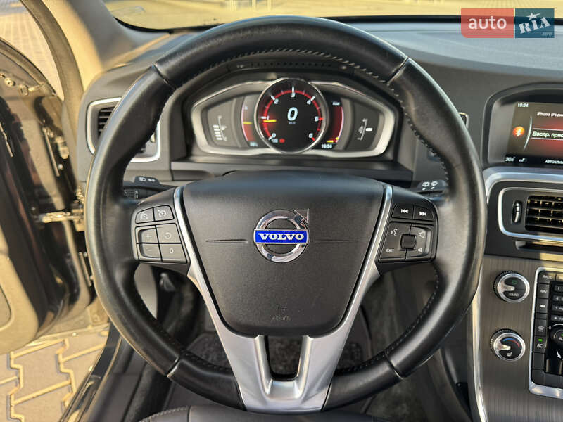 Універсал Volvo V60 2014 в Миколаєві