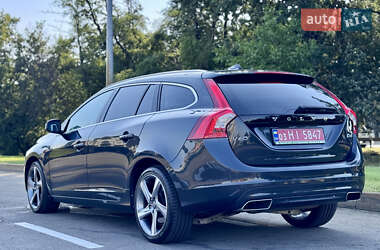 Универсал Volvo V60 2014 в 