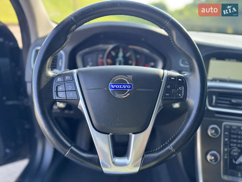 Универсал Volvo V60 2014 в Киеве