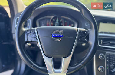 Универсал Volvo V60 2014 в 