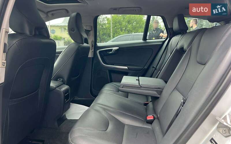 Універсал Volvo V60 2013 в Івано-Франківську