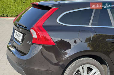 Универсал Volvo V60 2012 в 