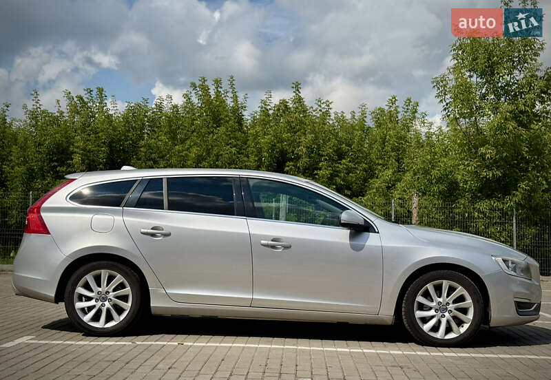 Универсал Volvo V60 2014 в Ровно