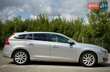 Универсал Volvo V60 2014 в 