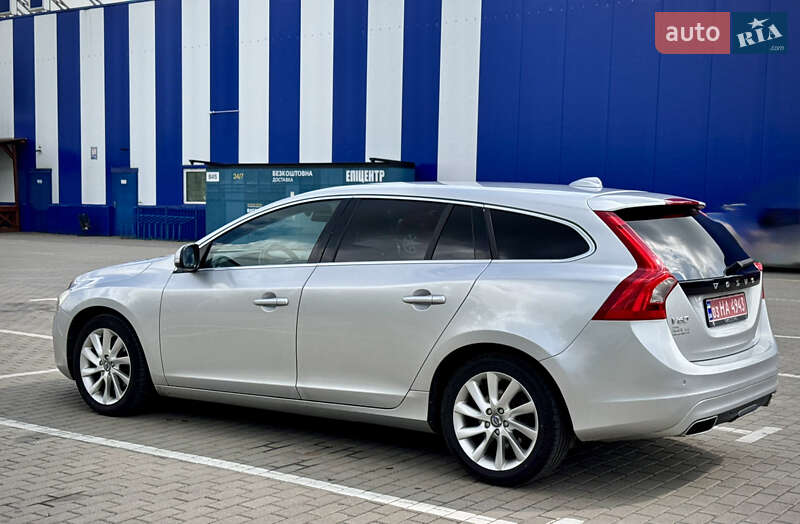 Универсал Volvo V60 2014 в Ровно