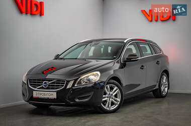 Универсал Volvo V60 2012 в Киеве