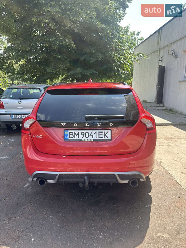 Універсал Volvo V60 2012 в Сумах