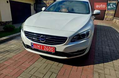 Универсал Volvo V60 2014 в 