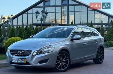 Універсал Volvo V60 2012 в Стрию