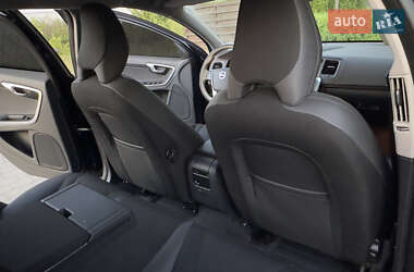 Универсал Volvo V60 2010 в 