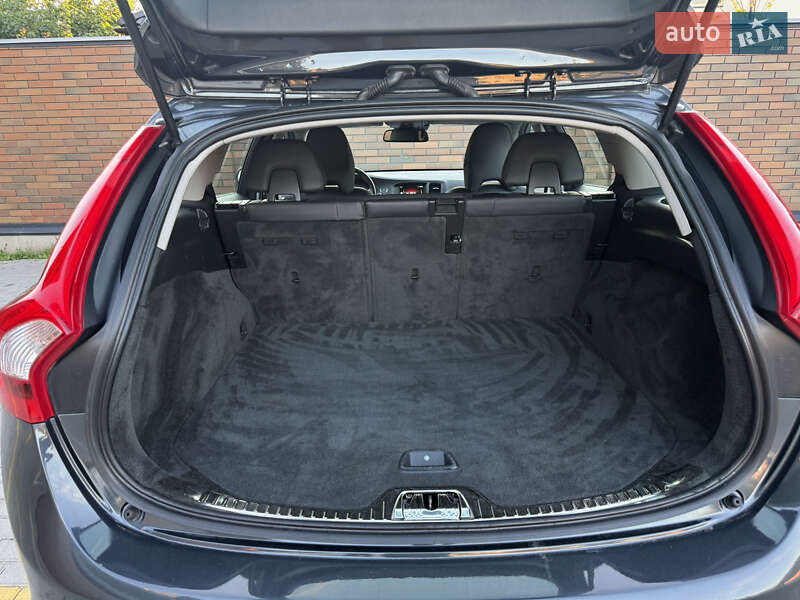 Универсал Volvo V60 2014 в Виннице