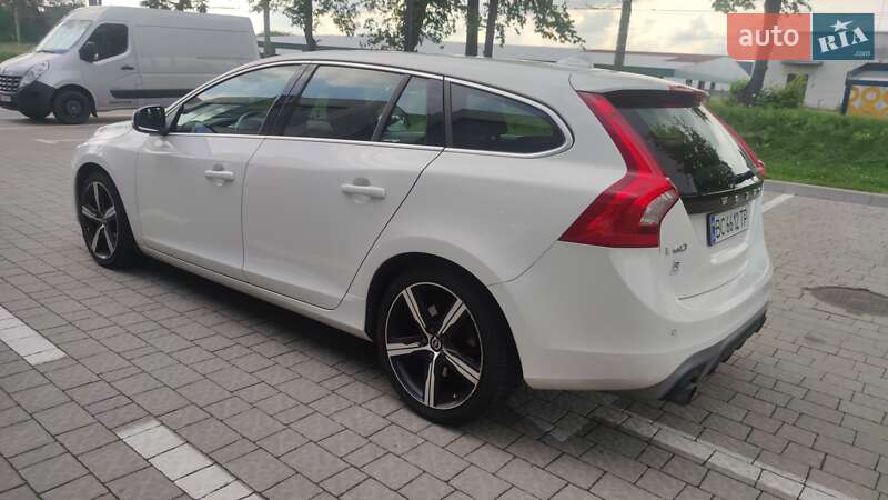 Универсал Volvo V60 2018 в Львове